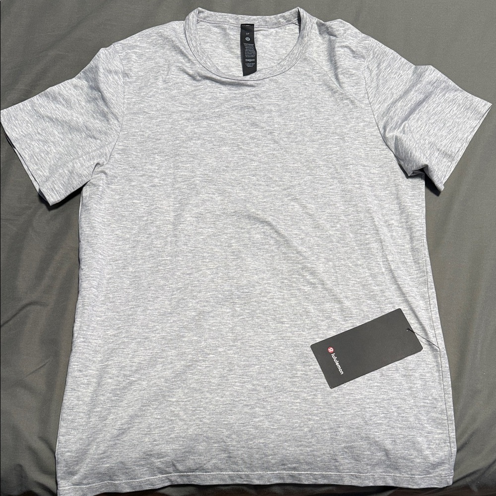 Men’ Lululemon Fundamental T